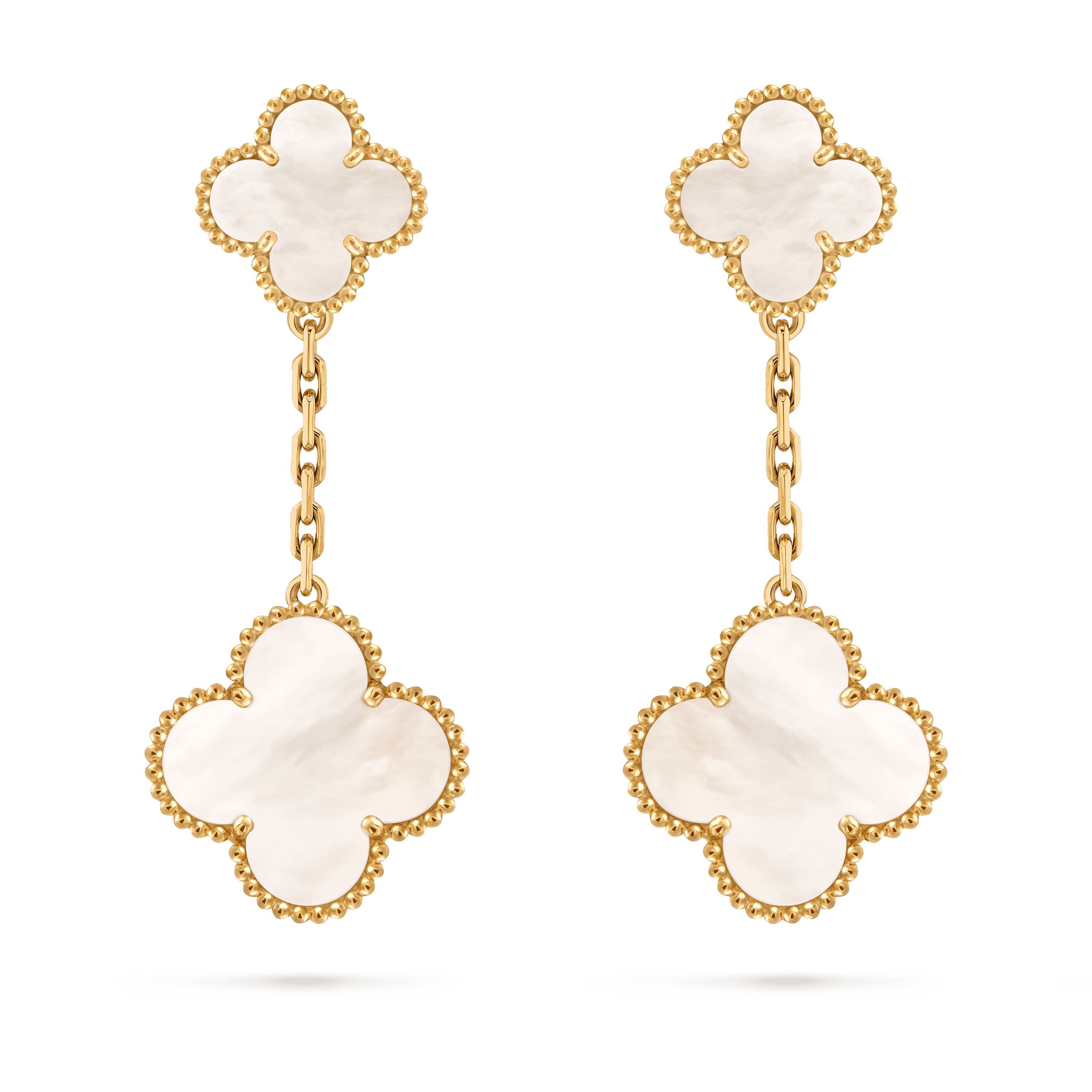 Van Cleef & Arpels. Сережки  Magic Alhambra із жовтого золота з білим перламутром