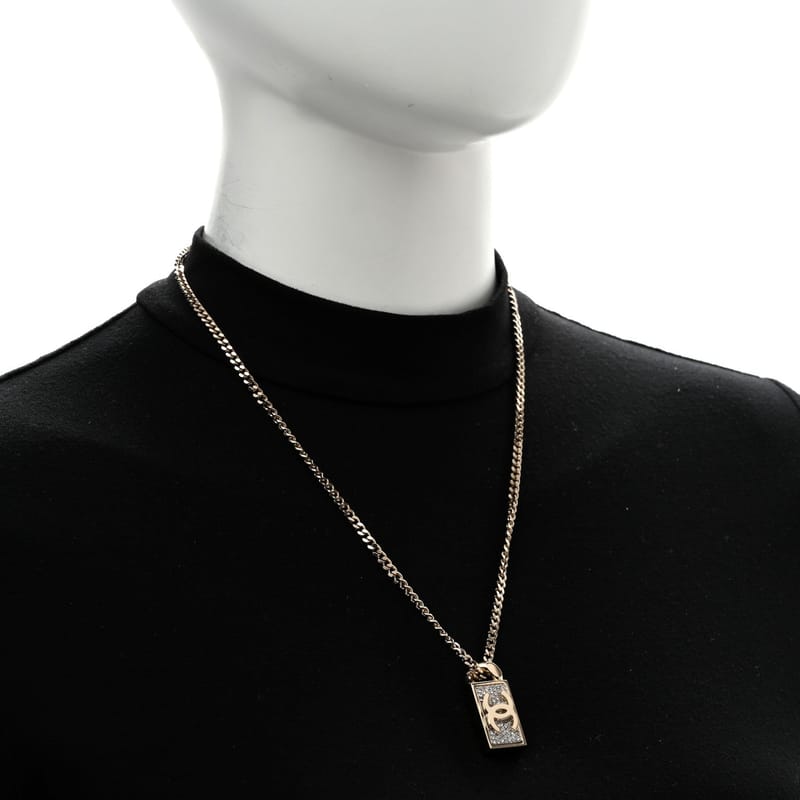 Crystal Dog Tag Charm кольє золото