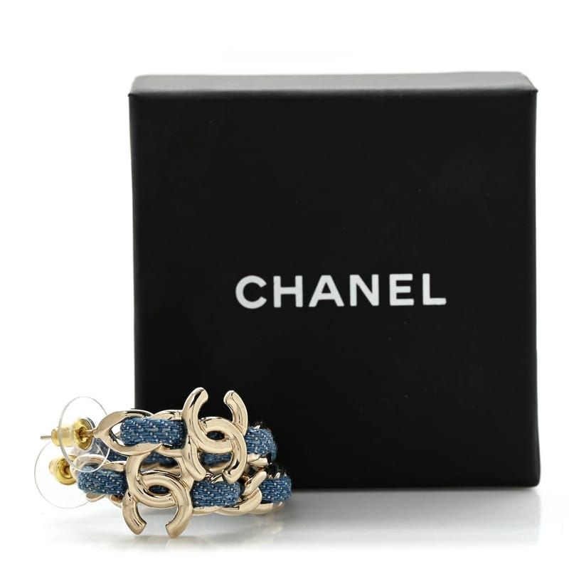 Metal Denim CC ланцюг Hoop сережки золото Blue